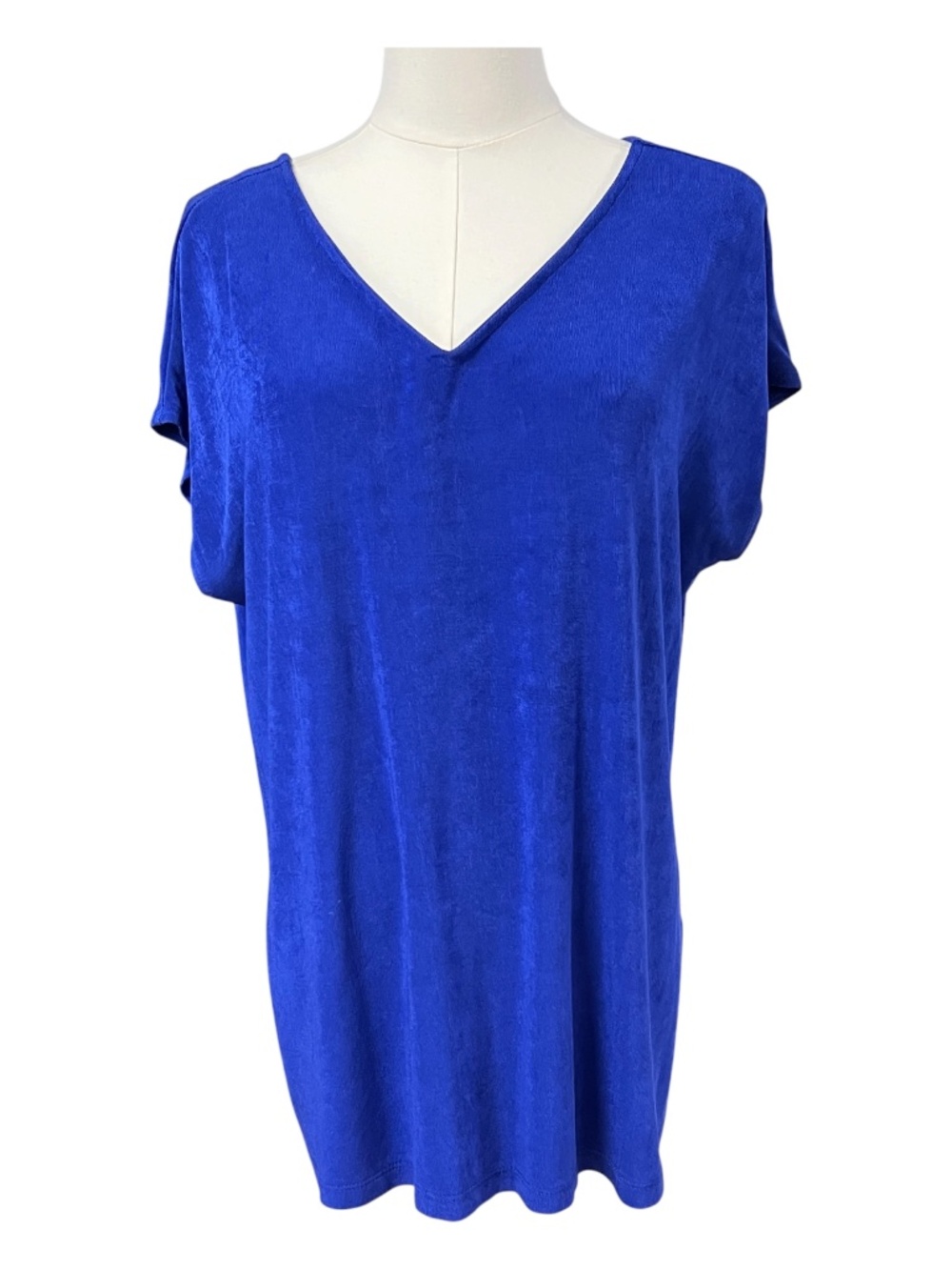 EUC Chico’s Travelers Cobalt Blue V-Neck Travel Top | Size 2 (US L)